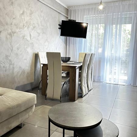Sunhouse Apartman Hajdúszoboszló Dış mekan fotoğraf