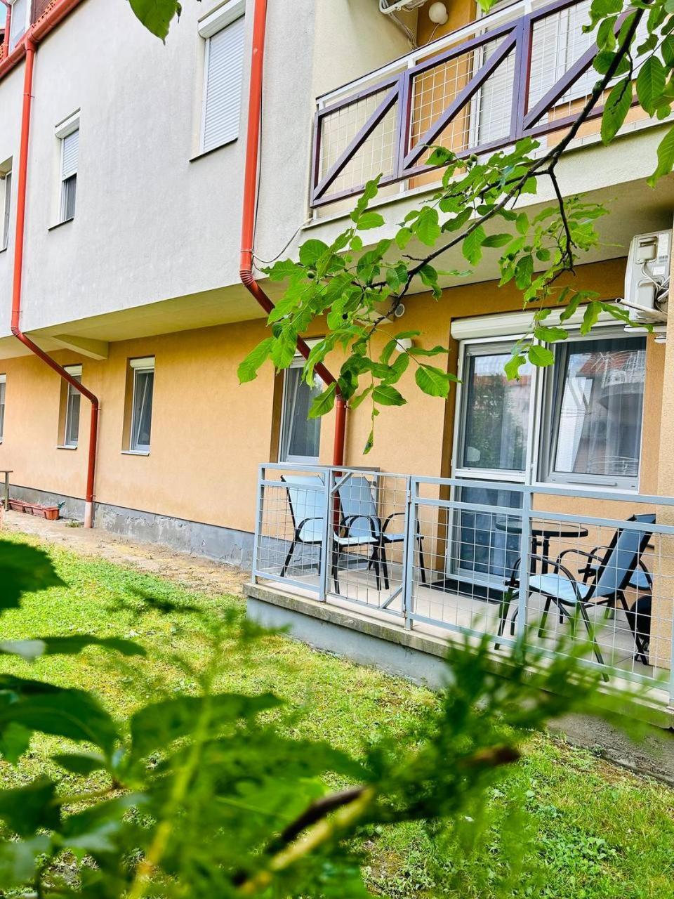 Sunhouse Apartman Hajdúszoboszló Dış mekan fotoğraf