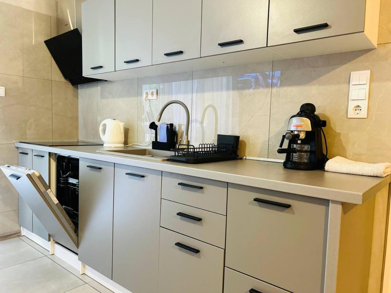 Sunhouse Apartman Hajdúszoboszló Dış mekan fotoğraf