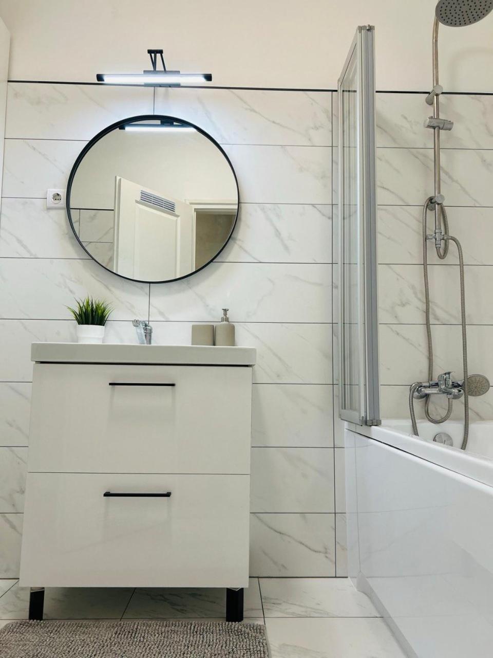 Sunhouse Apartman Hajdúszoboszló Dış mekan fotoğraf